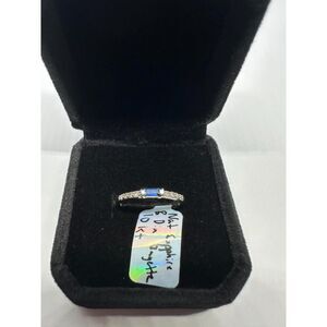 10 Kt Gold Ring with Natural Sapphire and Diamond